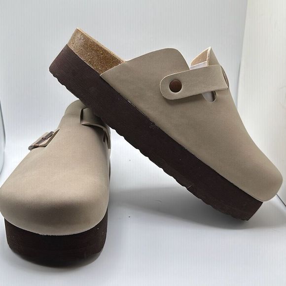 CUSHIONAIRE Women's Cork Footbed Platform Clog 10 WIDE SAND - Picture 6 of 7